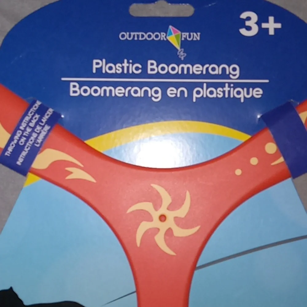 Outdoor Fun - Red Boomerang